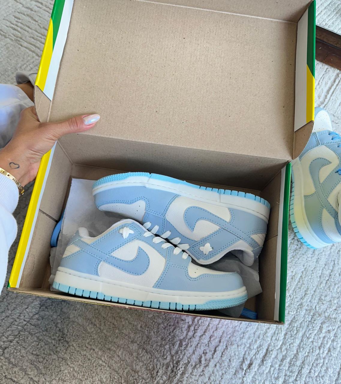 Tênis Nike DUNK Low Azul Claro