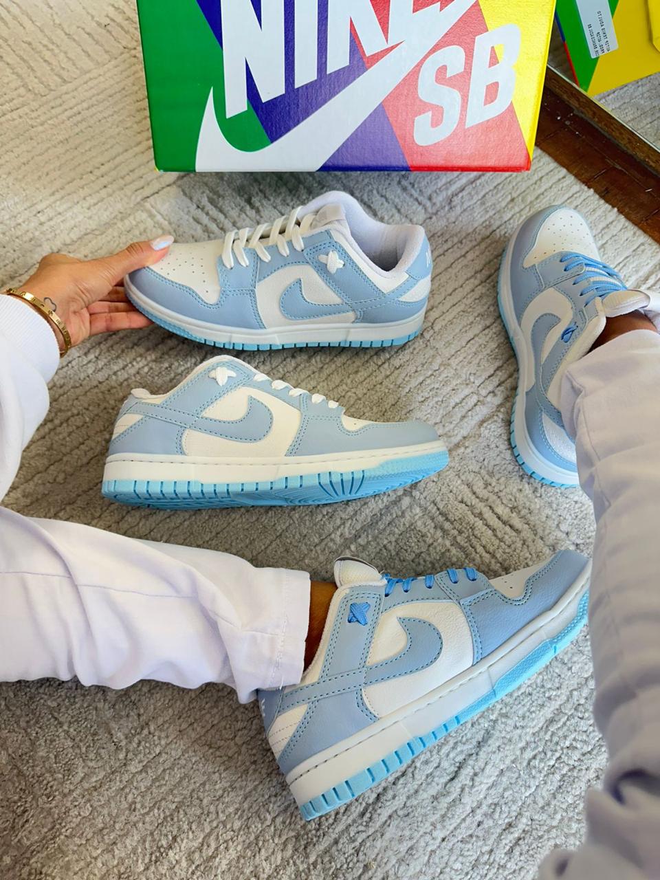 Tênis Nike DUNK Low Azul Claro