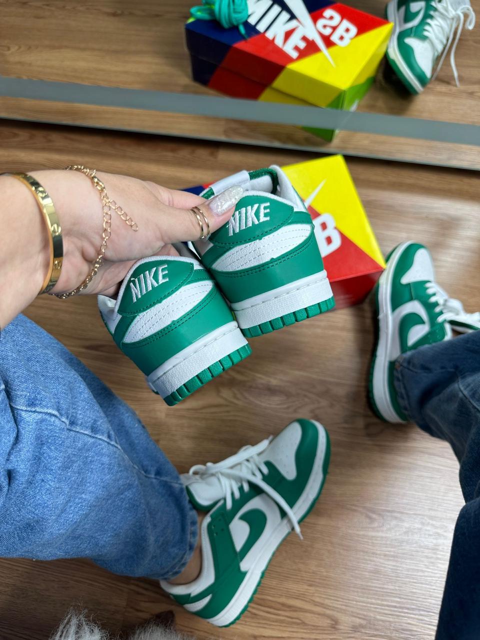 Tênis Nike DUNK Low Verde