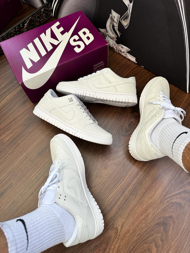 Tênis Nike DUNK Low
