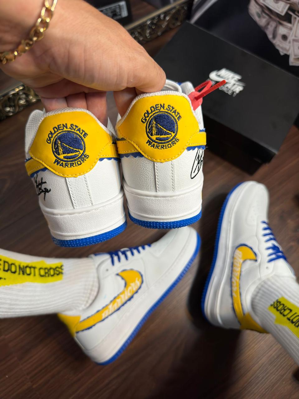 Tênis AIR Force 1 - Golden State Warriors